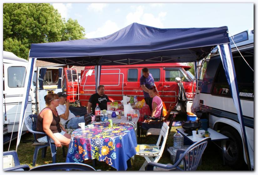 802x537 pixels (90K)